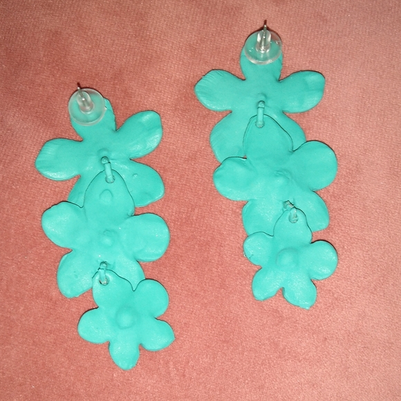 Big Aqua Blue Turquoise Triple Flower Blossom Earrings 3D Large Floral 3 Flowers - Picture 3 of 7